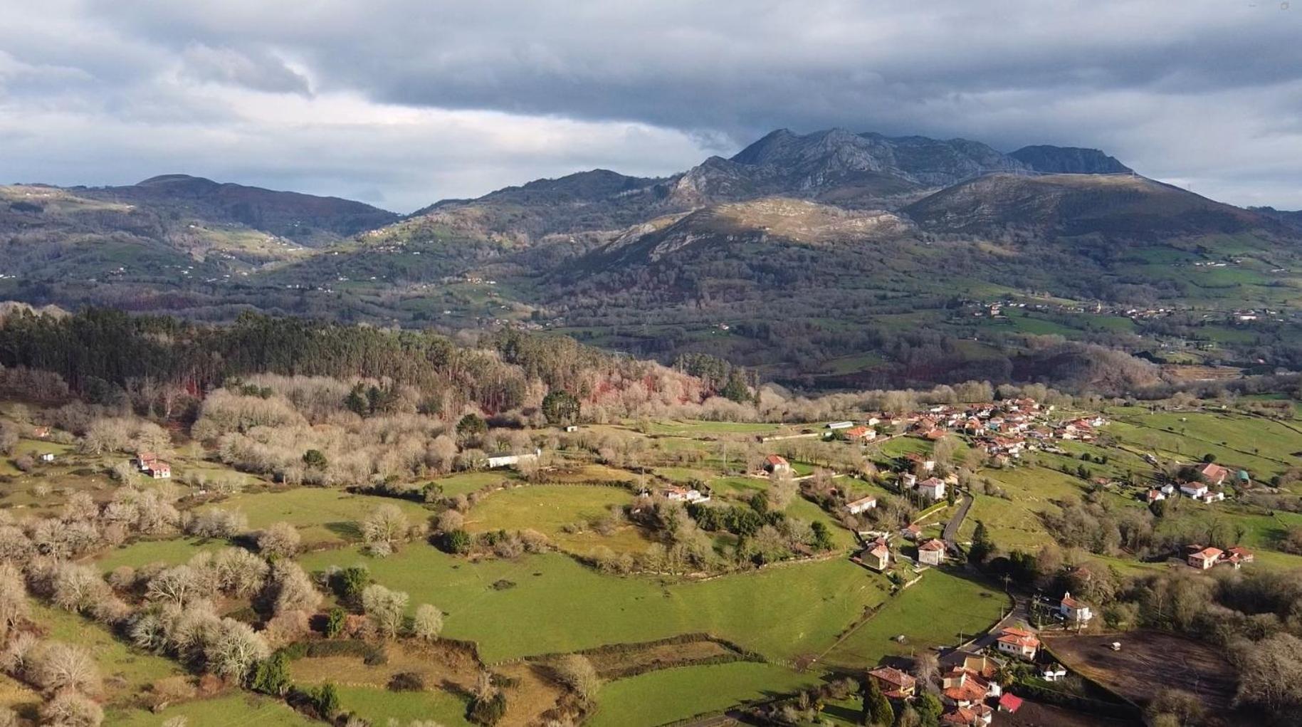 El Balcon Del Horreo Βίλα Piloña Εξωτερικό φωτογραφία